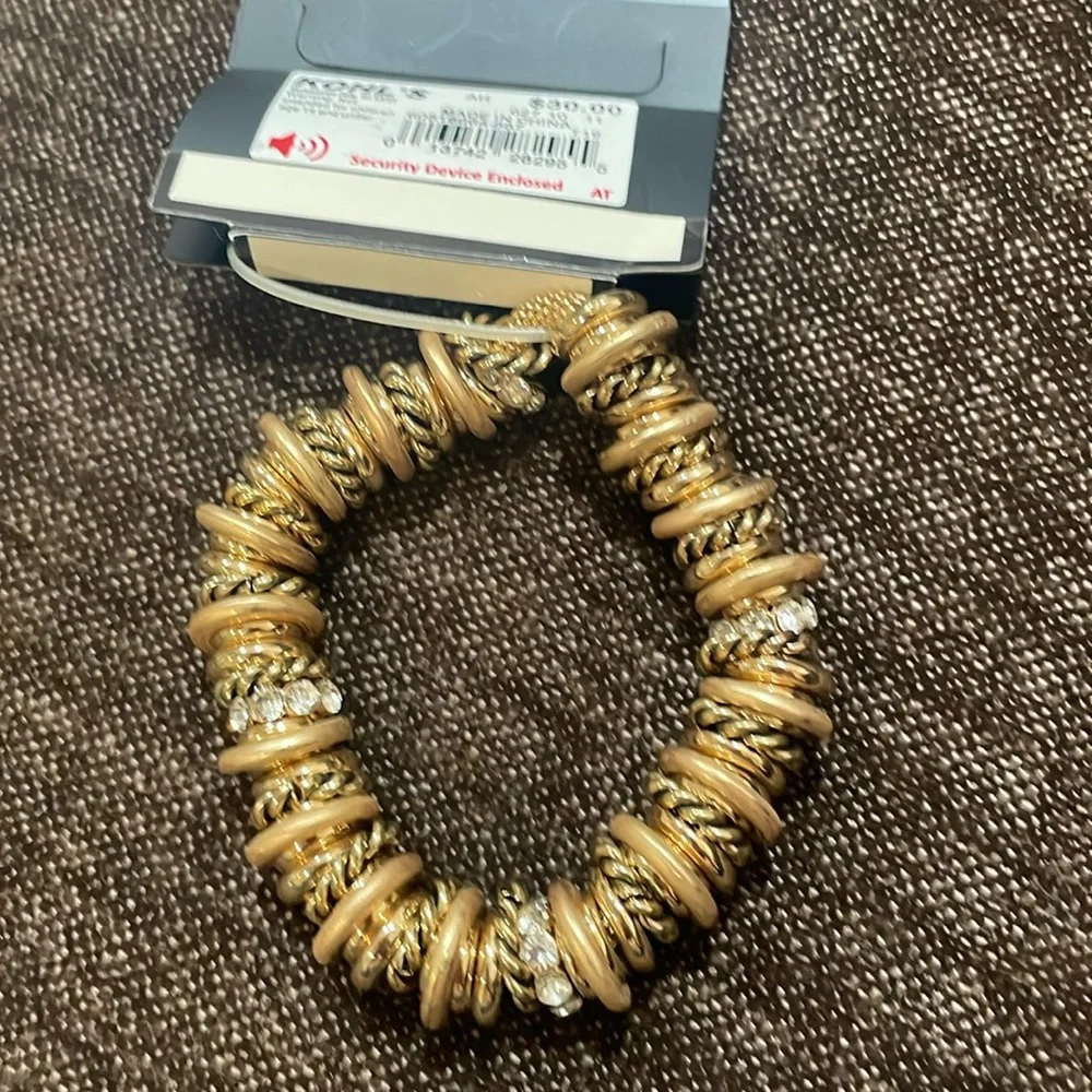 Gold Tone Bracelet - Picture 2 of 3